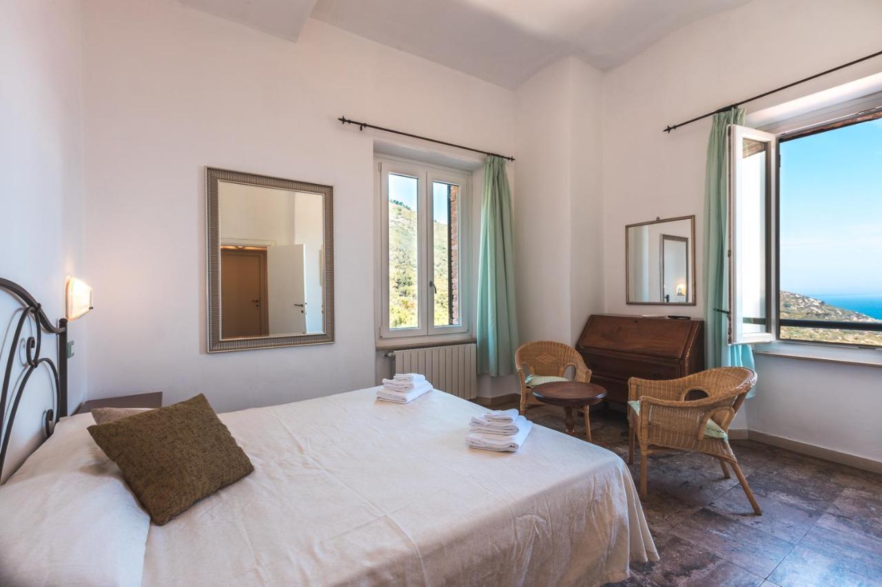 Hotel Castello Monticello Giglio Porto Eksteriør billede